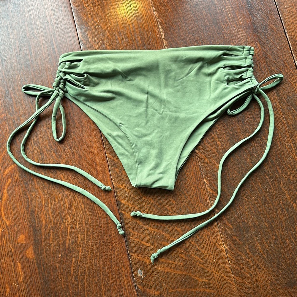 XL Pakaloha GREEN bikini bottom with corset tie sides. Selling matching top too